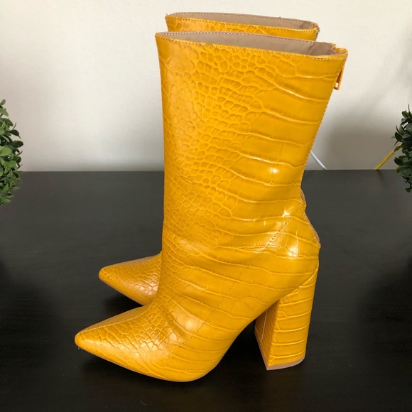 Shoes - YELLOW CROC HEELS